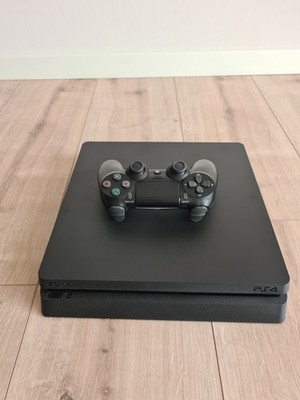 Sony PlayStation 4 Slim 1TB Spielkonsole - Schwarz (CUH-2016B)