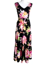 Soho Apparel Ltd Sleeveless V Neck Tiered Women's Dress Size M Black Pink Floral