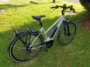 raleigh motus grand tour electric bike
