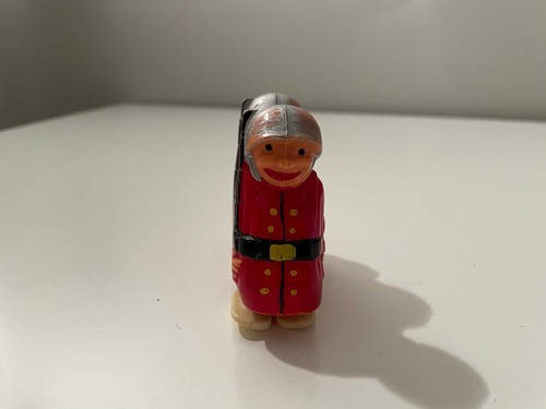 Vintage Marx HAP & HOP Ramp Walking Plastic Soldiers Red Uniform Hong Kong - Picture 2 of 6