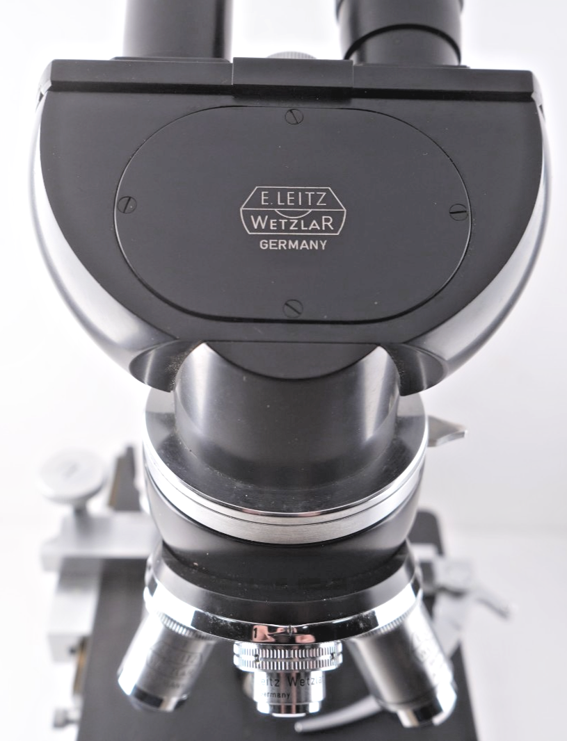 Vintage Leica Ernst Leitz WETZLAR Binocular Microscope with 4