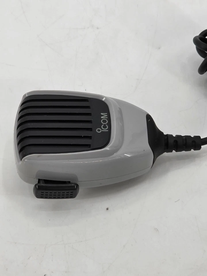 ICOM HM-148G Heavy Duty Self Grounding Hand Mic, for IC-F5061 and others - Image 2 of 4