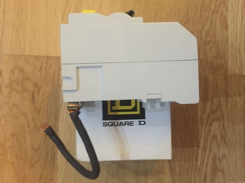 Square D RCD 80 AMP 30 mA Doppelpol 80A Typ QOE RCCB QOE20030PT Schweineschwanz/ - Bild 2 von 2