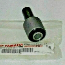 YAMAHA BANSHEE 350, RZ350 ENGINE, FRONT CASE BUSHING DAMPER MOUNT 90388-10006