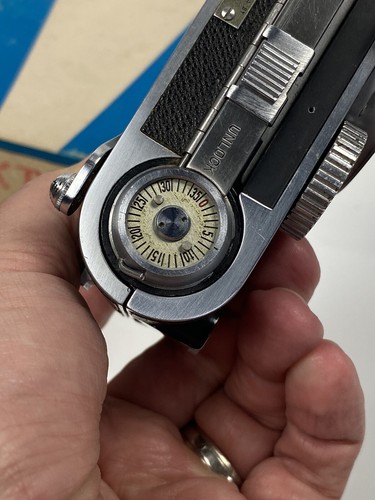 Rara fotocamera vintage Kodak Ektra 35 mm pellicola telemetro + Exa II: per parti di ricambio, così com'è. - Foto 9 di 24