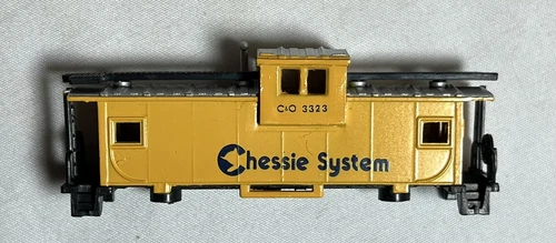 Vintage Bachmann Chessie System Caboose Road Train Car N Scale