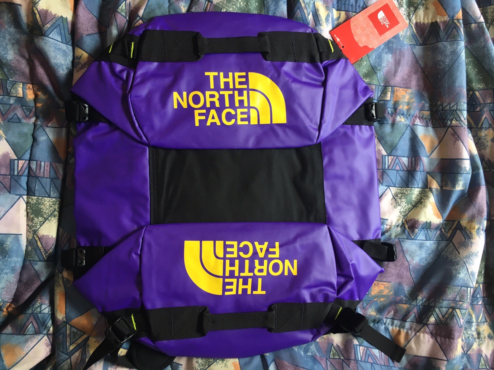 Bolso de Lona TNF The North Face Base Camp Pequeño S 50 L Mochila Púrpura Nueva