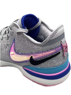 Nike Zoom Lebron NXXT GEN Herren Sportschuhe Größe 14 UK LBJ selten 1984 WOLF GRAU
