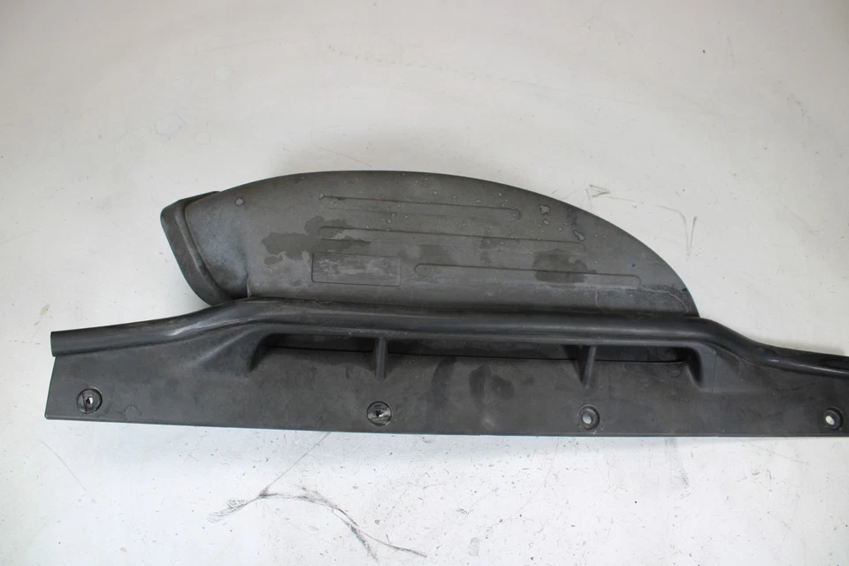 13 14 15 16 Hyundai Genesis cupé conducto de entrada de aire OEM 28221-2M300 Foto 3 de 4