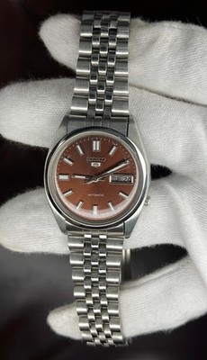 Seiko 5 Automatic Mens Watch vintage brown Dial Day/Date 7009 Movement