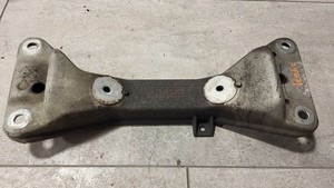 BMW F30 320D, Getriebeträger, 22326796605