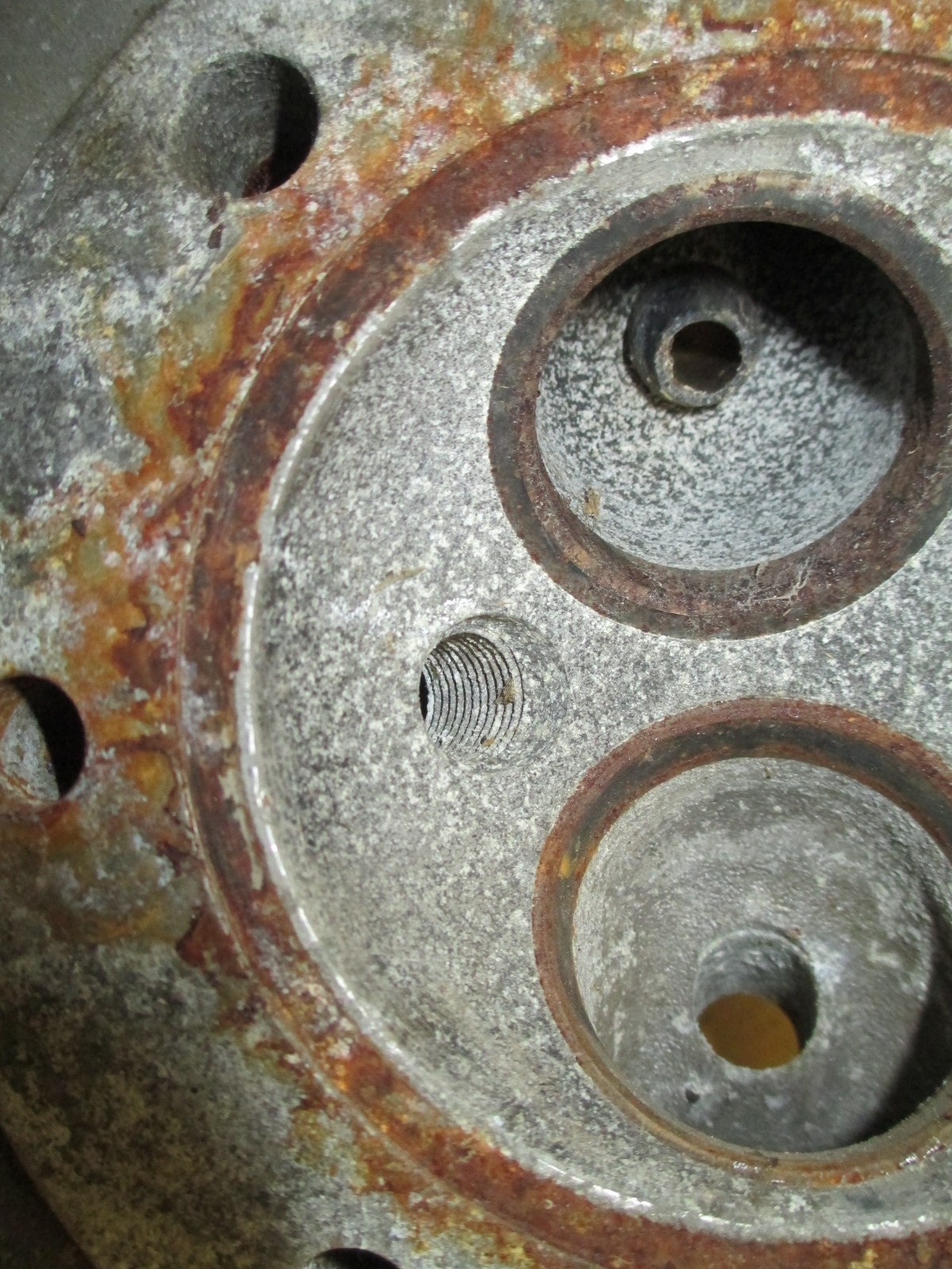 BMW R75/5 airhead Engine cylinder heads