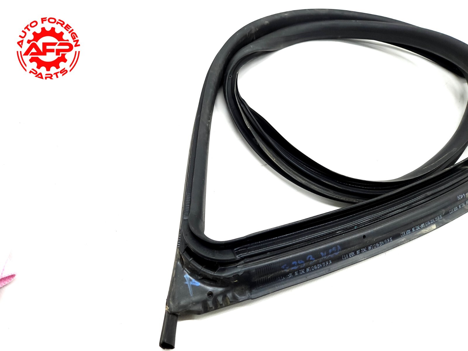 ⭐ 14-20 Maserati Ghibli Quatt Front Left Door Body Weatherstrip Gasket Seal Oem