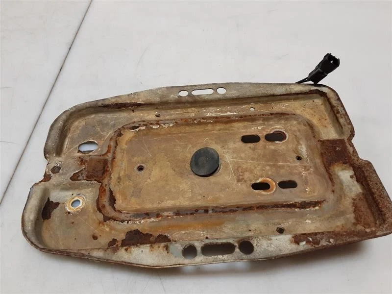 Bandeja de batería Jeep TJ Wrangler OEM 1997 1998 1999 2000 2001 2002 2003 2004 52291 Foto 2 de 4