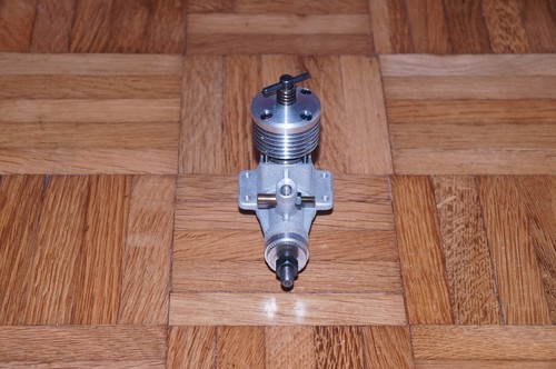 Micron Racing 2.5 R DIESEL 2-Stroke CL FF Combat Model Airplane Engine Vintage - Picture 9 of 13