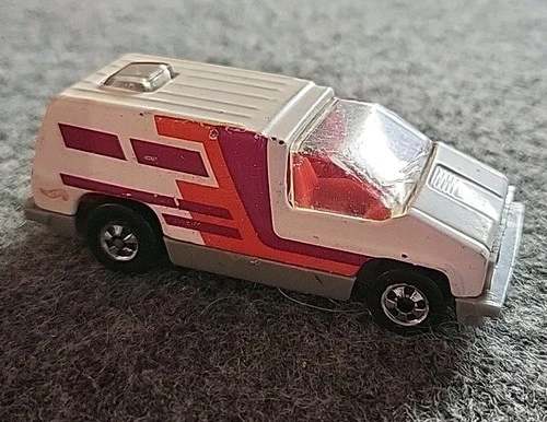 Vintage 1978 Hot Wheels Blackwall White Van Beach Blaster Made in India