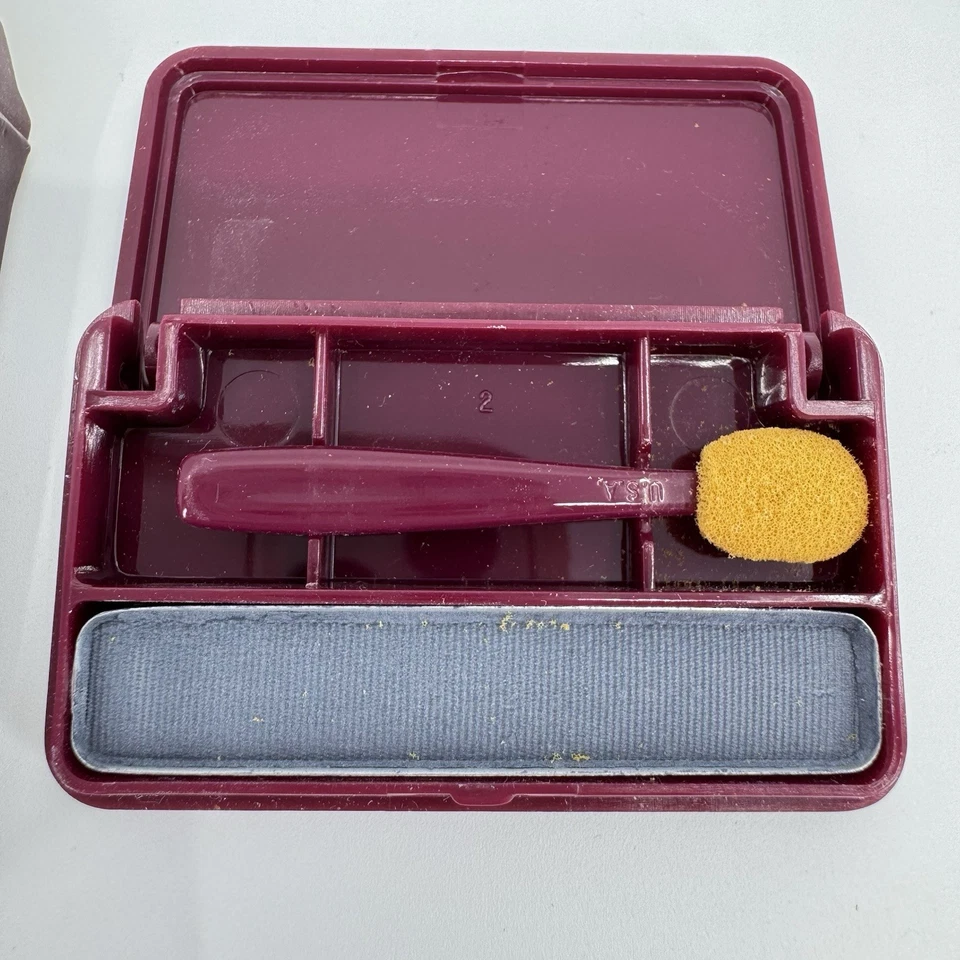 Avon Ultra Wear Eyeshadow Lapis Blue 0.10oz NIB NOS Vintage 1982 Rare Shade - Image 3 of 4