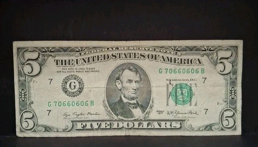 1977 TRINARY $5  Five Dollar Bill Rare Federal Reserve Note Old Bill Circulated - Image 2 of 4