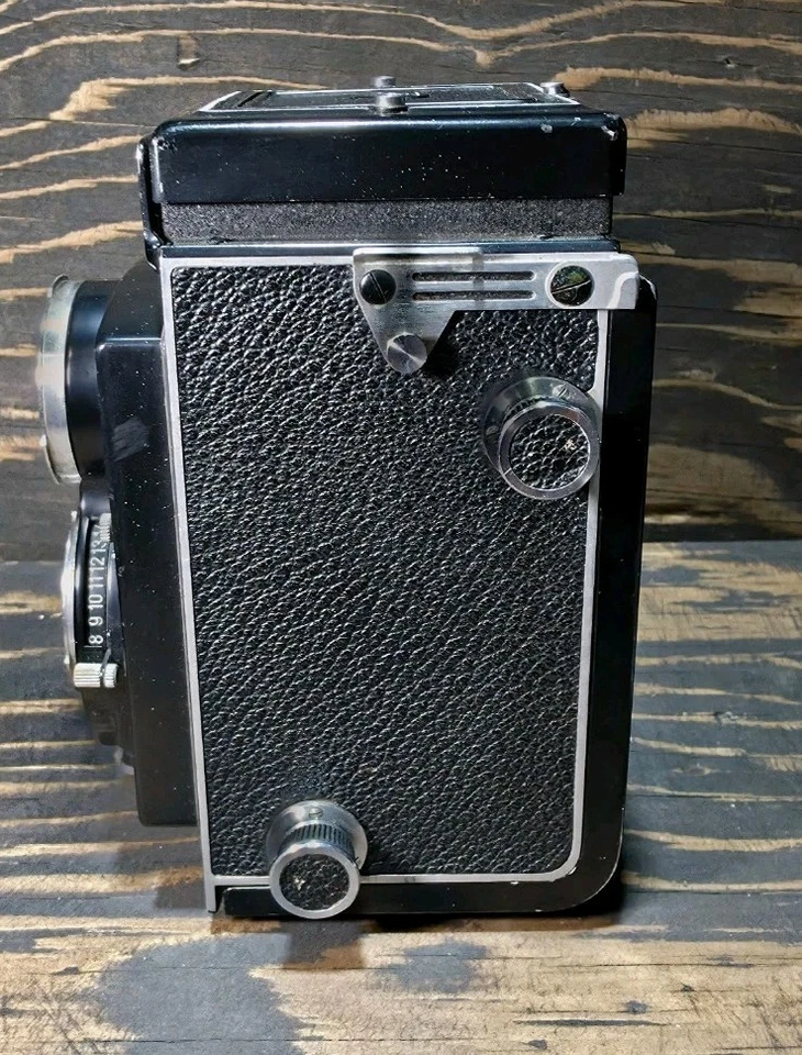 Lente Rolleicord V TLR CameraXenar75 mm f/3,5 con estuche de cuero, manual, parasol, filtro Foto 3 de 4