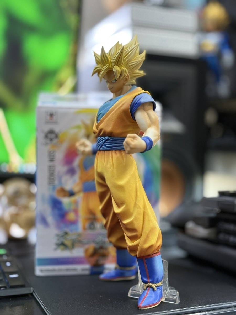 Master Stars Piece Super Saiyan Son Gokou Figure King of