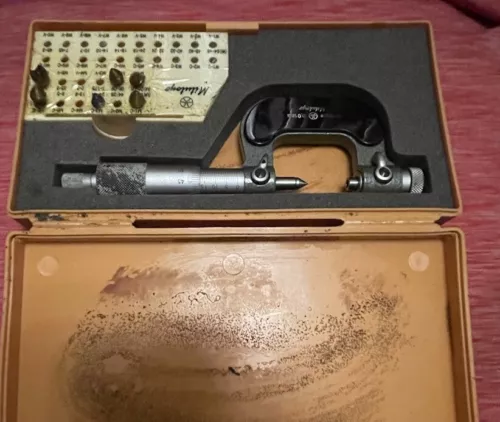 Mitutoyo screw thread micrometer 126-125