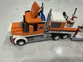 LEGO City #7686 Helicopter Transporter - 99% Complete, All Figs, No Box