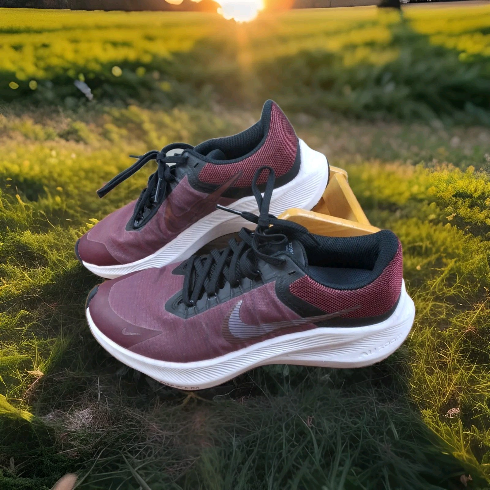 PONY Scarpa da corsa Nike Zoom Winflo 8 donna taglia 7 CW3421 600 viola barbabietola scuro