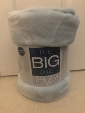 The Big One Oversized Plush Throw Blanket Super Soft 5ft x 6ft Brand New