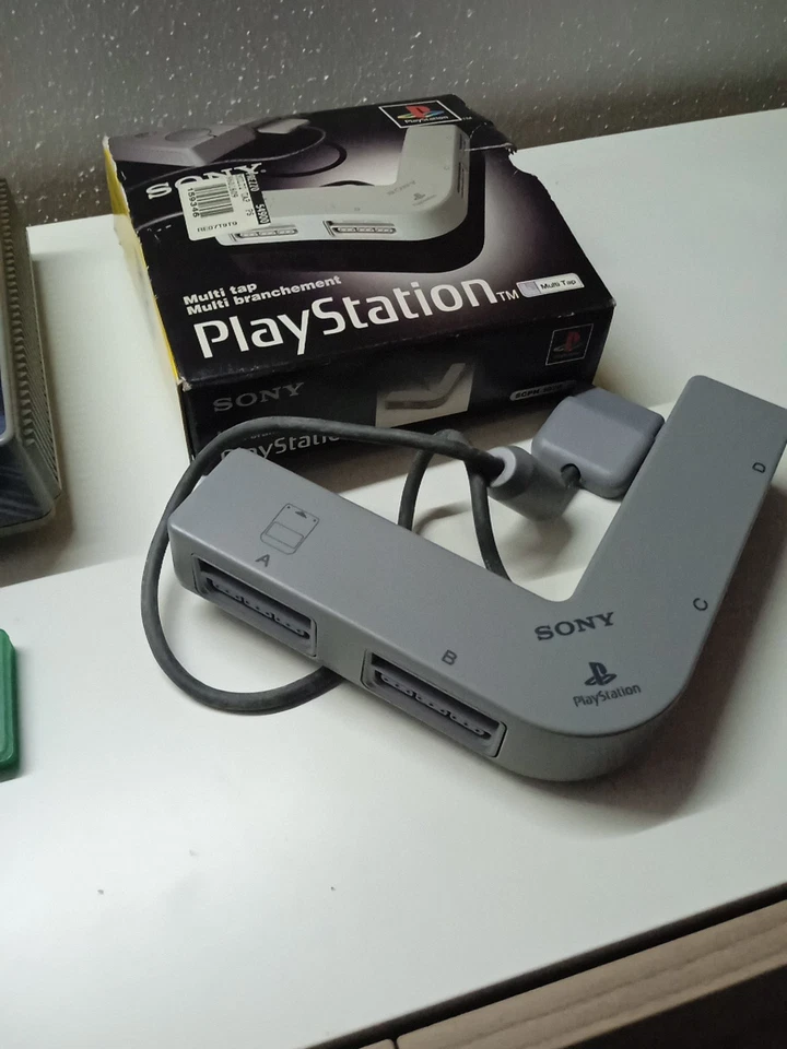Official Playstation - PS1 MULTITAP MULTI-TAP - Sony SCPH-1070 (NTSC-J) - Immagine 3 di 4
