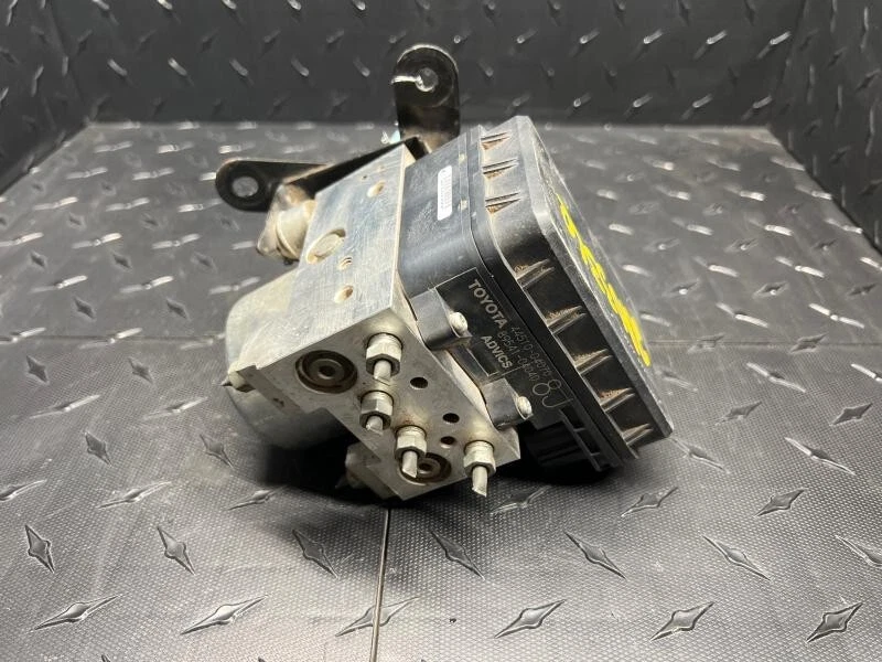 2005-2008 Toyota Tacoma ABS Anti-Lock Brake Pump Control Module Assembly 4X4 Foto 2 de 4