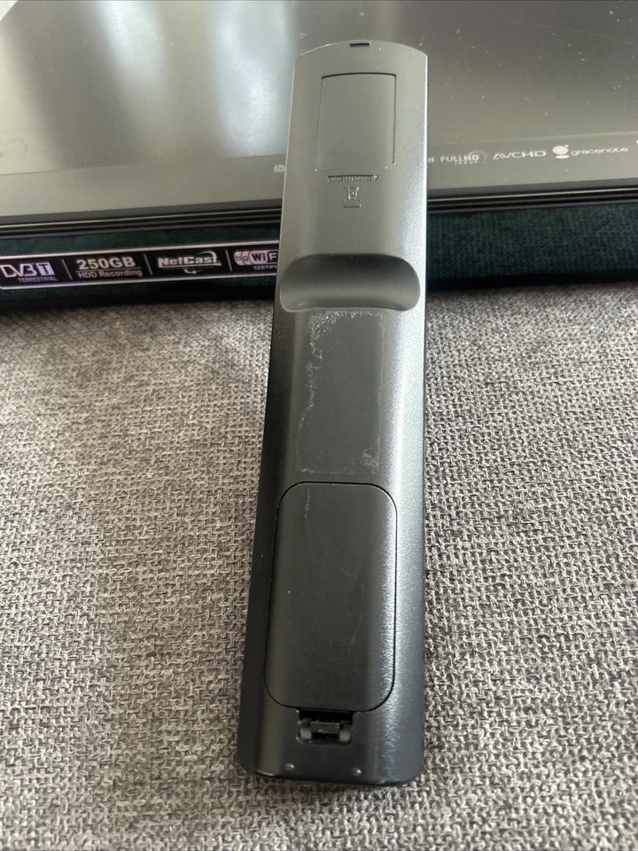 LG HR698D 3D Blu Ray Player 250GB HDD Recorder w/Remote PAL 4 REG B - Image 3 of 4