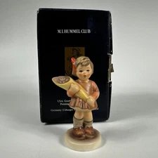 M.I. Hummel A Sweet Offering #144 Figurine Goebel 1993 w Box Germany Club