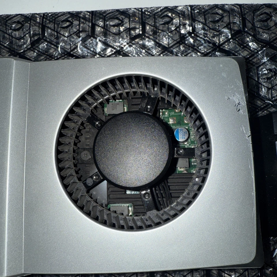 Dell 1G28H Quadro FX 4800 PCIe graphics card, 1.5 GB GDDR3, DVI, DisplayPort - Image 2 of 4