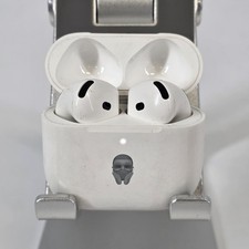 AirPods 4th Gen. with Active Noise Cancellation USB-C White - Good w/ Engraved
