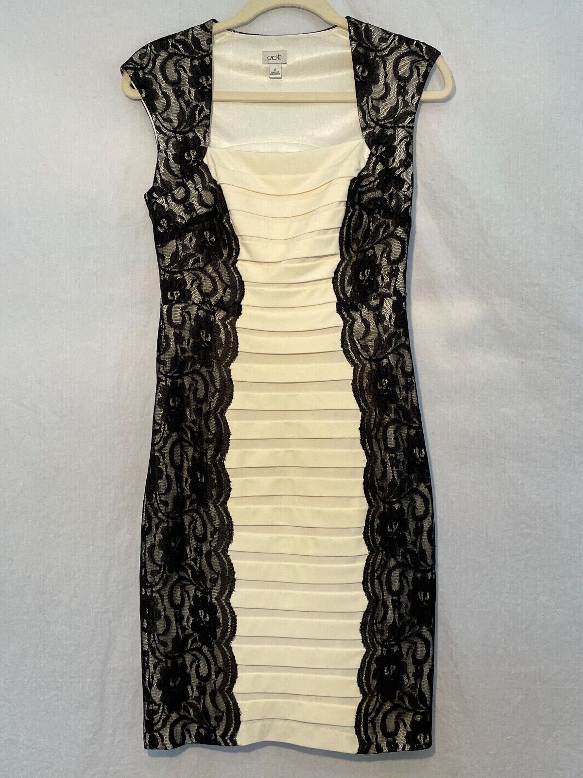 CACHE Women's Size 2 Ivory Cream Black Lace Cockt… - image 1
