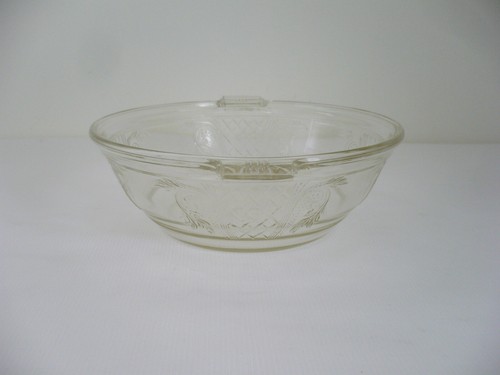 Vintage Pyrex Casserole Dish Filligree Pattern #096-696-B - Picture 3 of 12