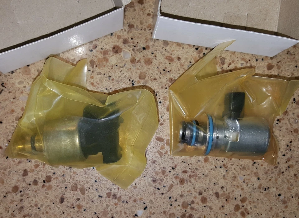 Kit Solenoide Sensor Presión Gobernador A518 96-99 NUEVO 140782 y 140772 Foto 2 de 4