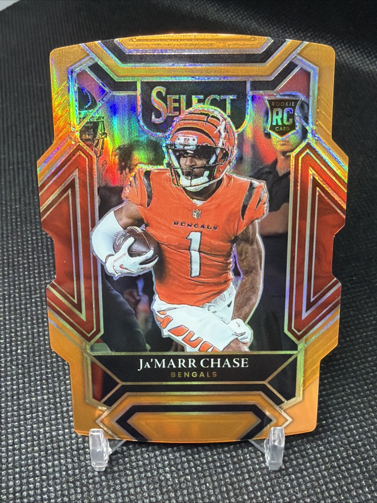 2021 Panini Select - Club Level Ja'Marr Chase #247 Orange Prizm Die-Cut To 249
