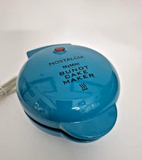 Nostalgia MyMini Lava Bundt Cake Maker Mini Countertop Electric Blue 