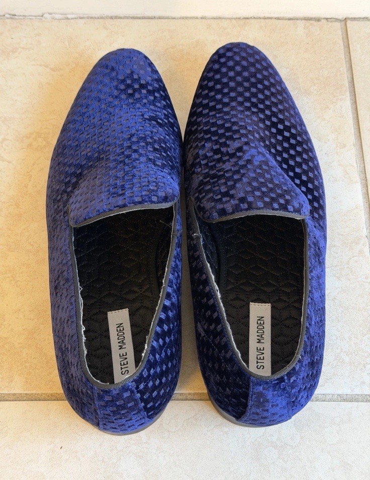 Men\'s Steve Madden Navy Blue Velvet Lifted Slip on Loafers Size 8 Excellent Cond Steve Madden | Shoes | Steve Madden Mens Loafers | Poshmark main image 2