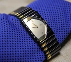 RuNNiNG - SEIKO WOMENS Vintage Half Moon Tank Style Watch 2Y00-5G00 Very Nice