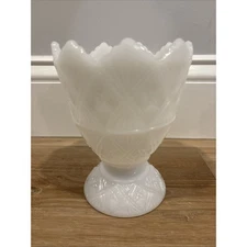 E.O. Brody Co. MJ-21 Milk Glass Pedestal Vase Cleveland Ohio U.S.A. White 6"