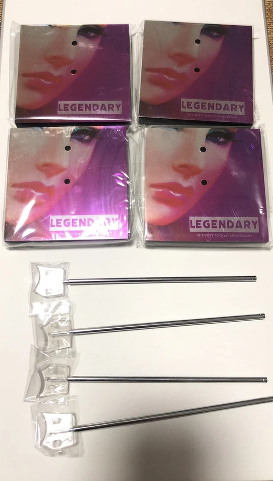 Integrity Toys Fashion Royalty R6.0 Muñeca Soporte Lotes 4 Convención Legendaria Foto 2 de 3