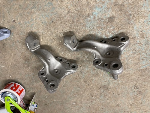 mopar spindle set b-body ? unknown year + APP. LARGE BEARING HELP IF YOU KNOW - Picture 8 of 10