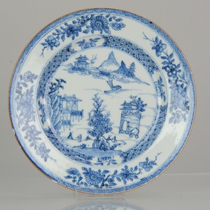 Antique 18th Century Chinese Porcelain Kangxi/Yongzhe