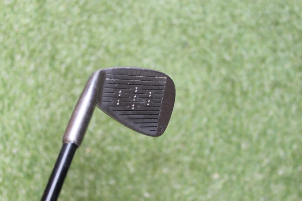 Square two power circle graphite shaft 5 iron golf club - Image 4 of 4