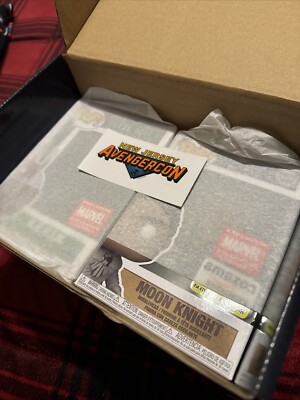 Funko Pop Marvel Studios Collector Corps Disney Plus (Moon Knight 1302 & KEVIN)