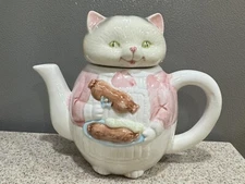 Vintage 80's Teapot Ron Gordon Ceramic Cat Eating Sausage in EUC Kitschy Kitty