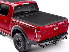 Roll-n-lock M-series Manual Retractable Tonneau Fits 09-24 Ram 1500 57