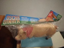 1996 Oscar Oinker Pig Security Motion Activated Oinks Red Bandana New In Package